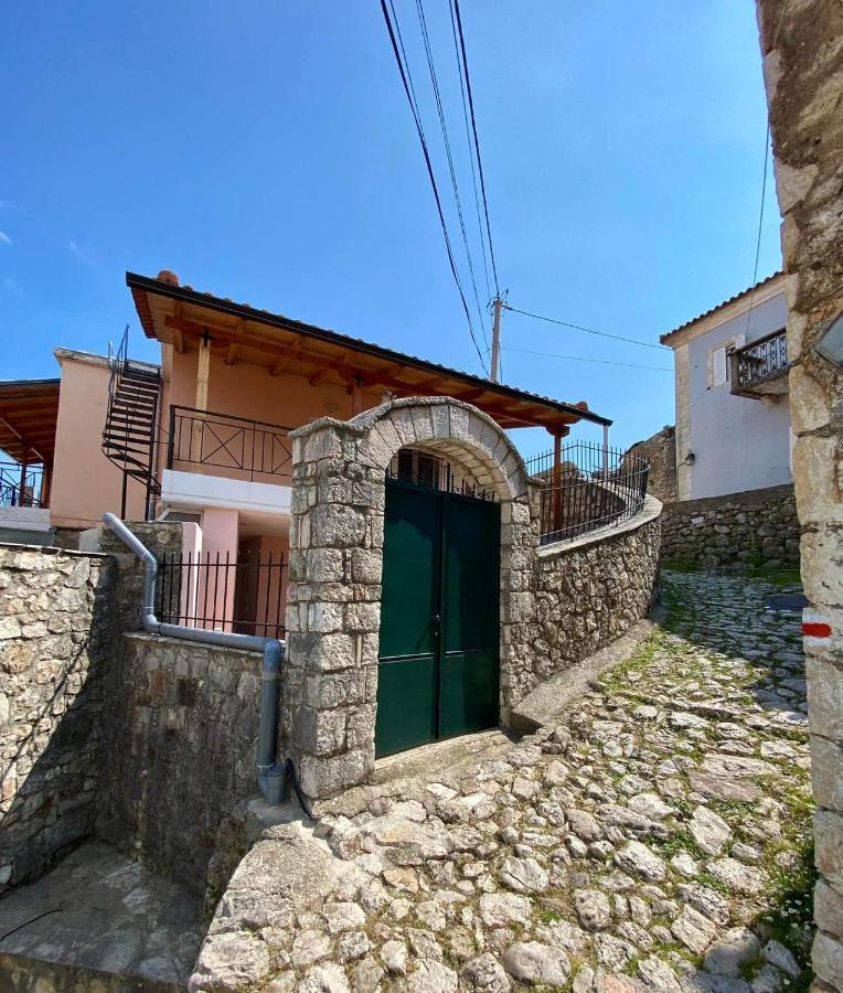 Gkoros House Old Town Villa Himare Luaran gambar