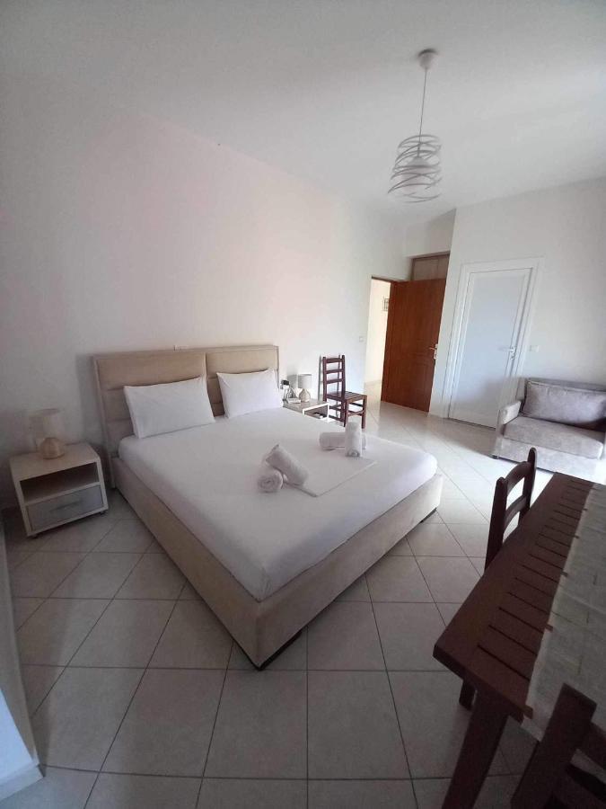 Gkoros House Old Town Villa Himare Luaran gambar