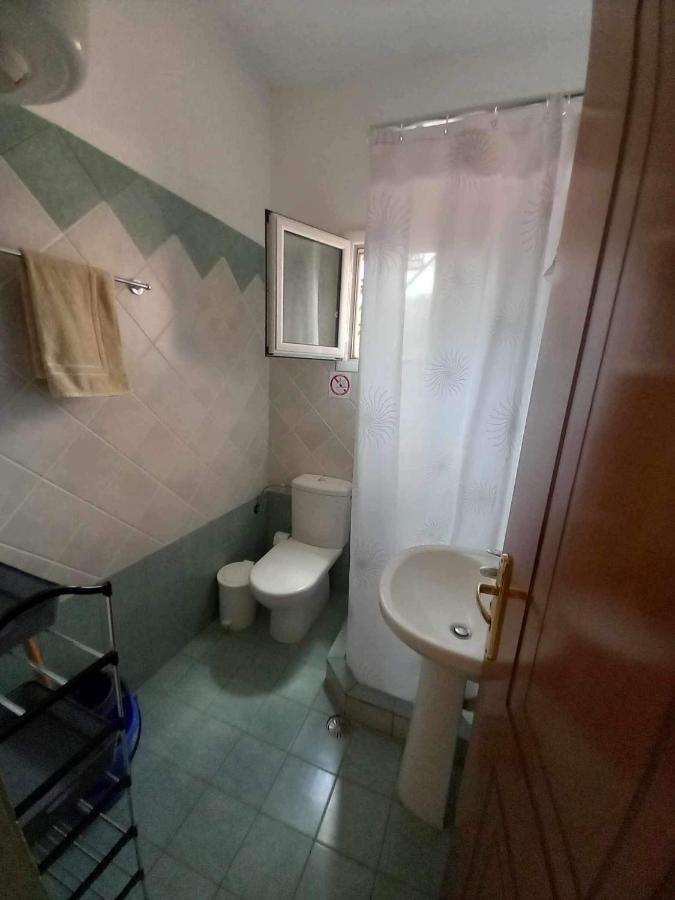 Gkoros House Old Town Villa Himare Luaran gambar