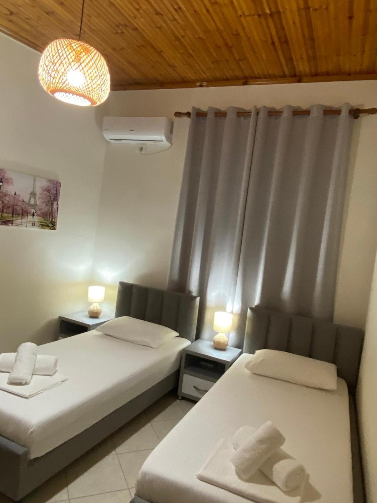 Gkoros House Old Town Villa Himare Luaran gambar